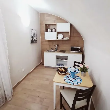 Le Del Cavaliere Apartment